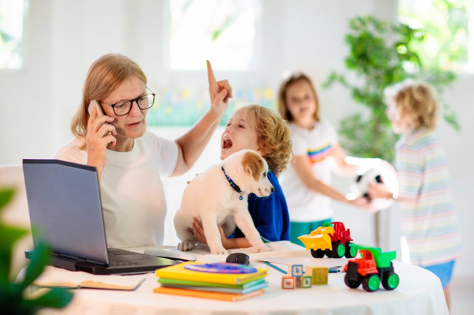 5 Reasons why a Housekeeper is always a good idea!