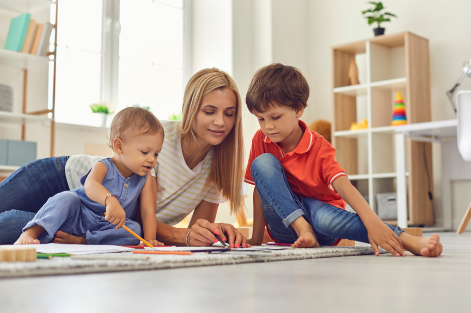 7 Ways Hiring a Nanny Can Benefit Working Parents